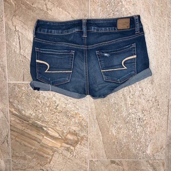 American Eagle women’s denim shorts - Picture 2 of 2